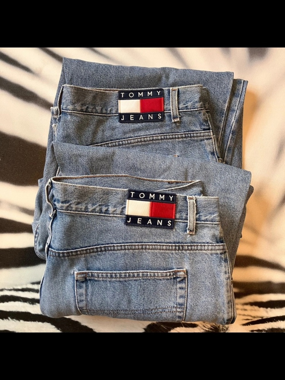 Vintage Tommy Hilfiger Jeans Mens 42x32 Flag Patch Distressed Lot of 2